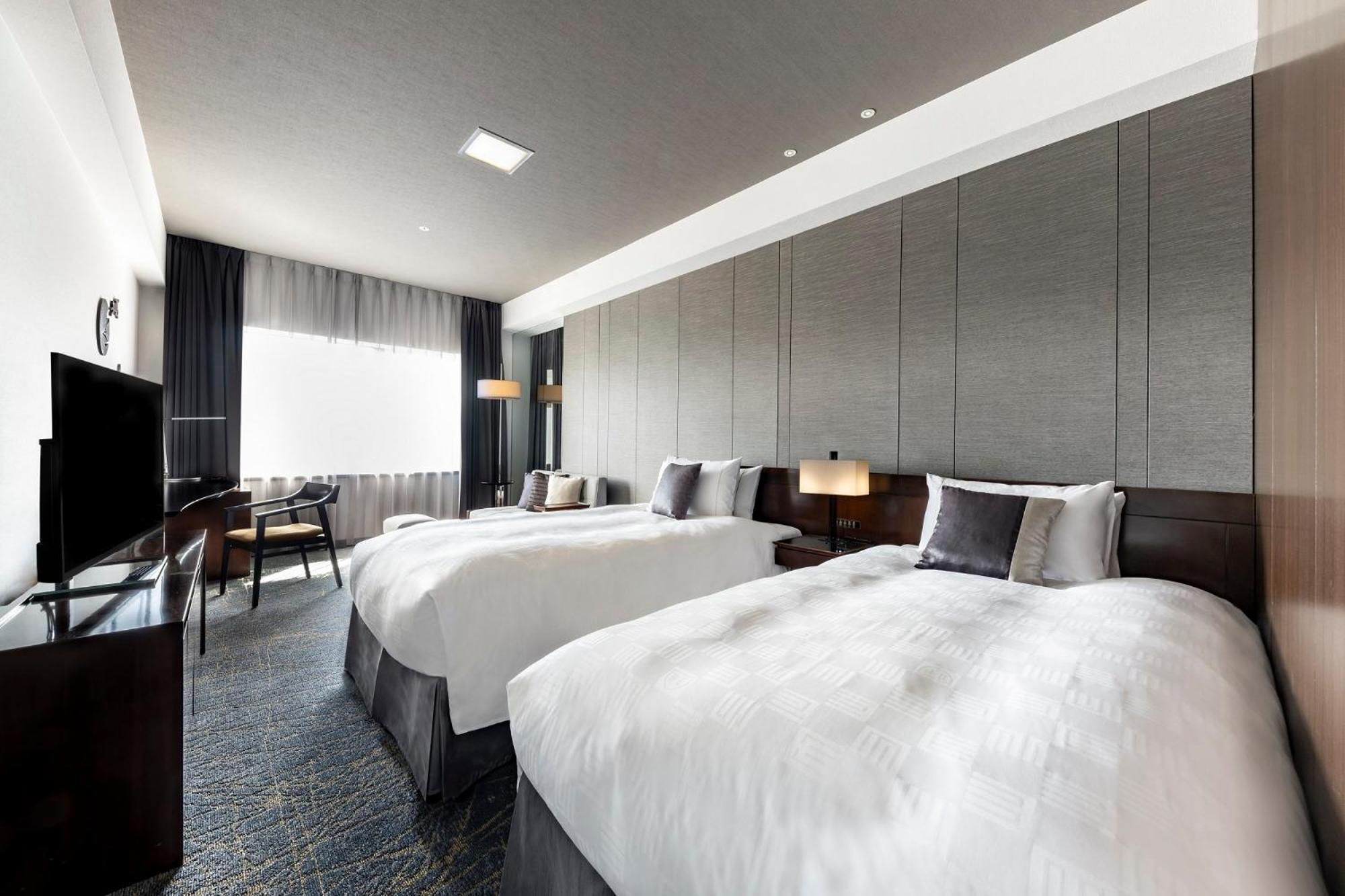 The Royal Park Hotel Kyoto Sanjo Bagian luar foto